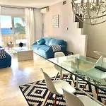 Sea Frontline Stylish House Apartament *