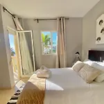 Sea Frontline Stylish House