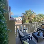 Sea Frontline Stylish House Apartament