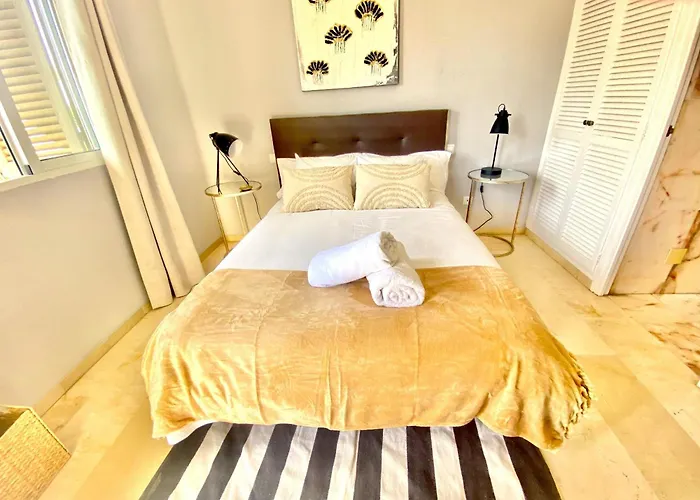 Sea Frontline Stylish House *