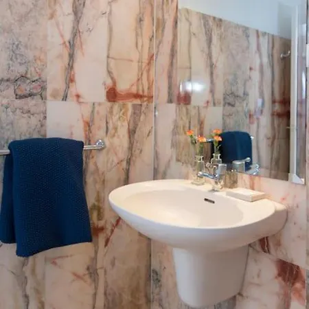 Sea Frontline Stylish House Apartamento *