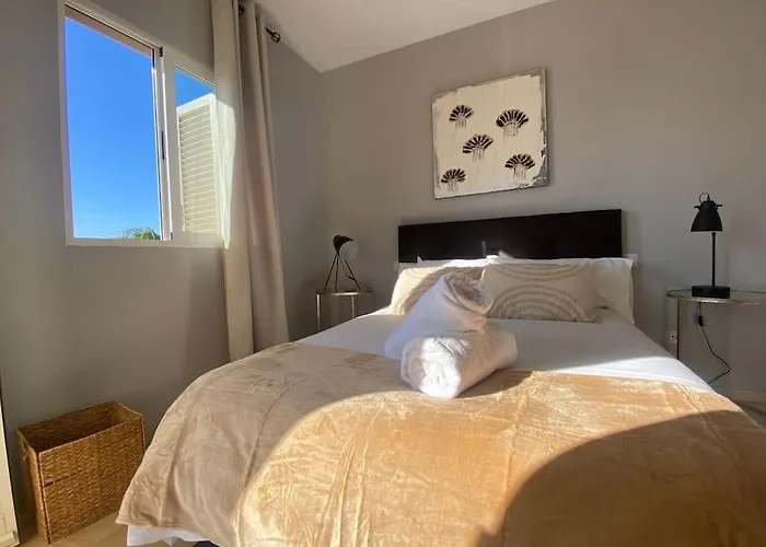 Sea Frontline Stylish House * Fuengirola