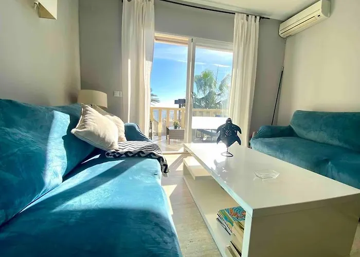 Daire Sea Frontline Stylish House